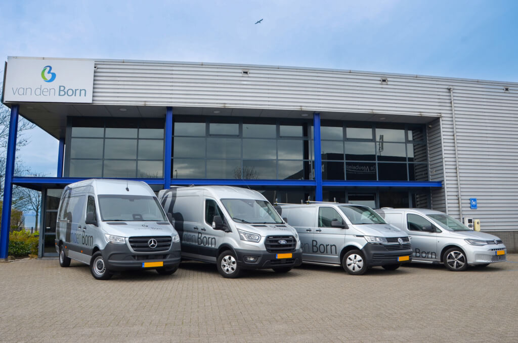 Bedrijfswagens service Bussen Van den Born