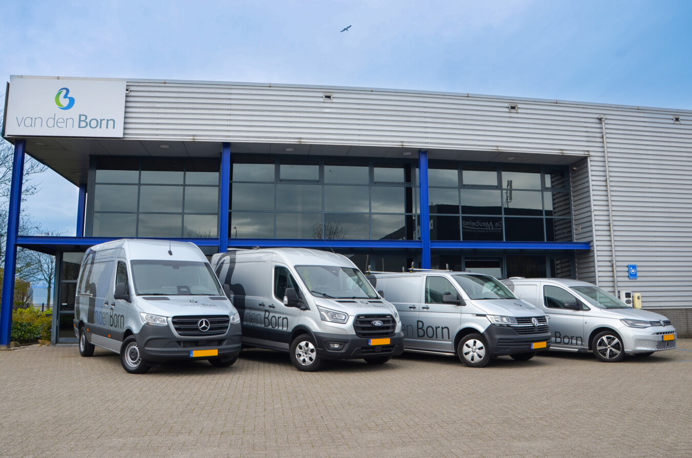 Bedrijfswagens service Bussen Van den Born