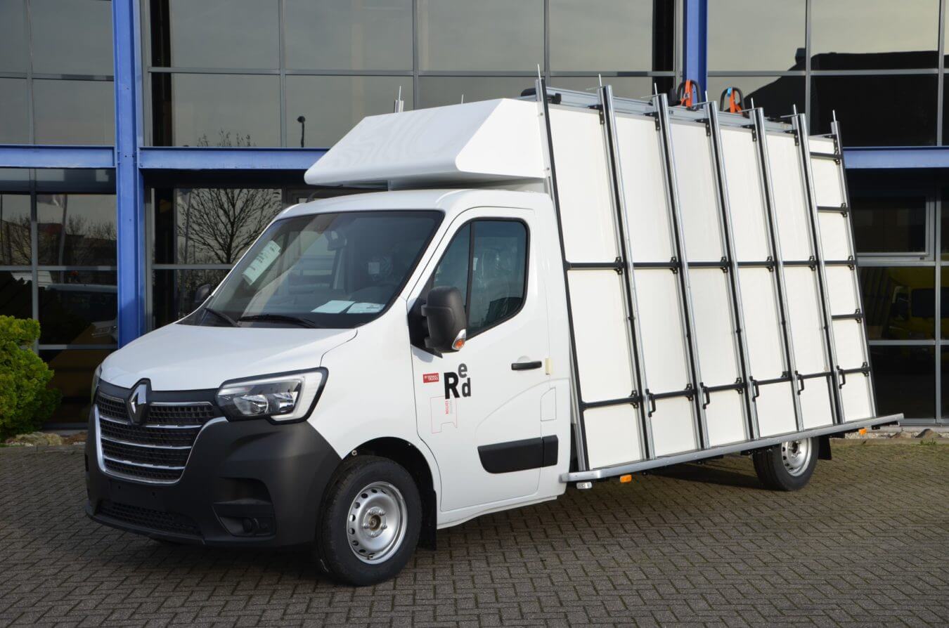 Renault bedrijfswagens euroborn glasrasteel op chassis cabine