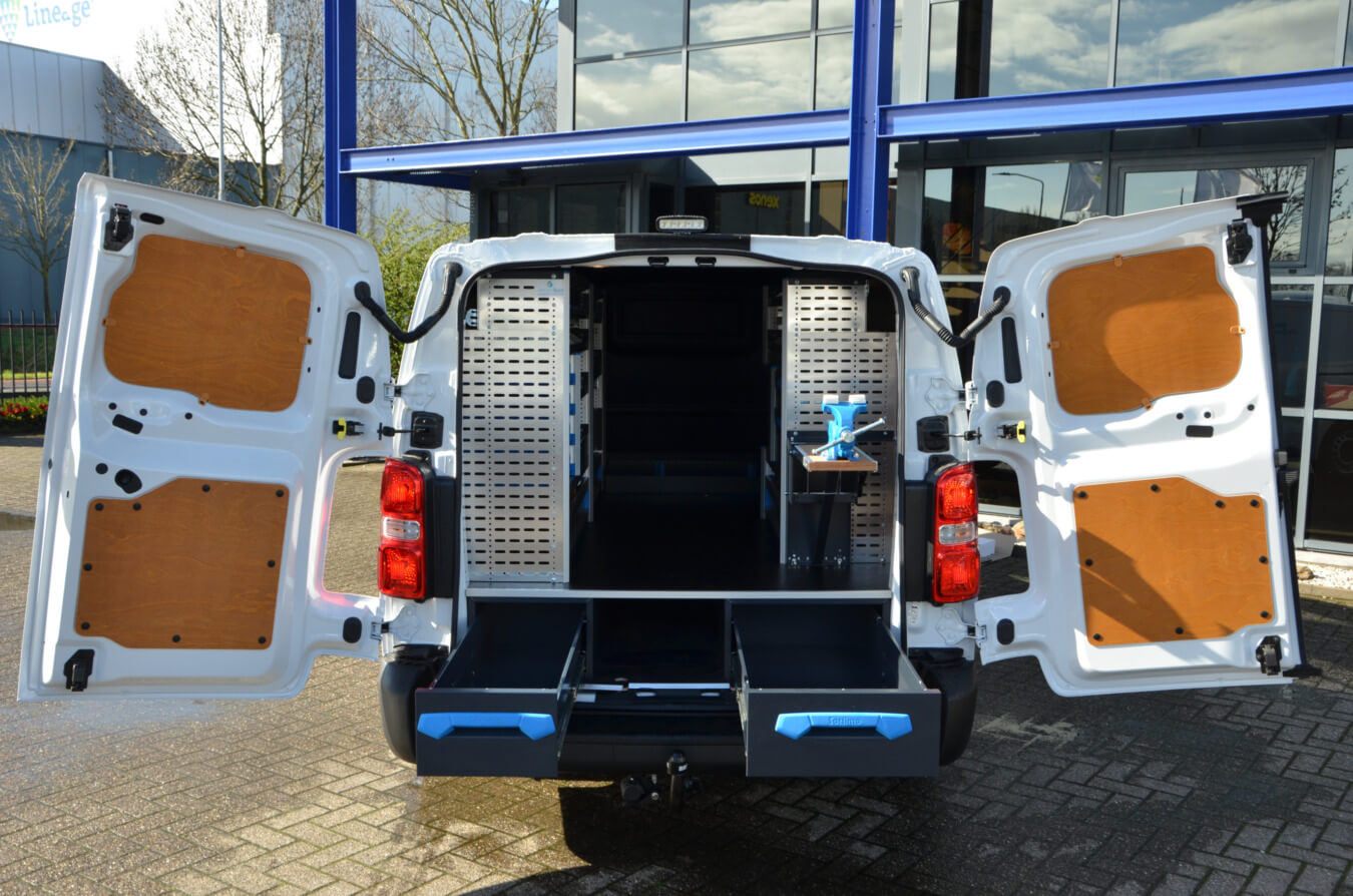 Bedrijfswageninbouw-waterschap-de-dommel